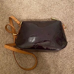 Louis Vuitton Vernis Crossbody bag